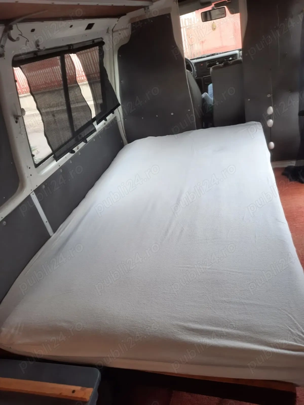 VOLKSWAGEN Transporter 1996 — imagine 4
