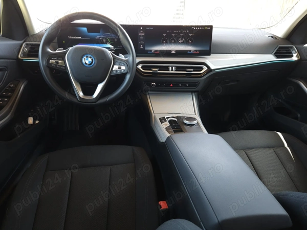 BMW 3 Series 2023 — imagine 5