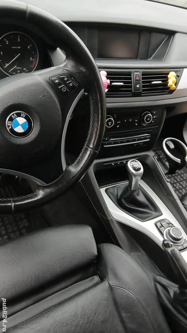BMW X Series (Generic) 2010 — imagine 8