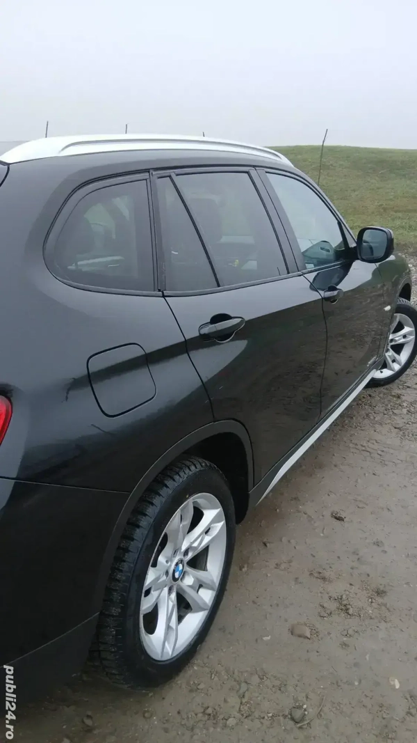 BMW X Series (Generic) 2010 — imagine 4