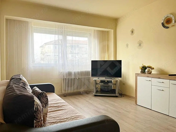 Apartament cu 3 camere de inchiriat pe Calea Aradului, Oradea — fotografia 2