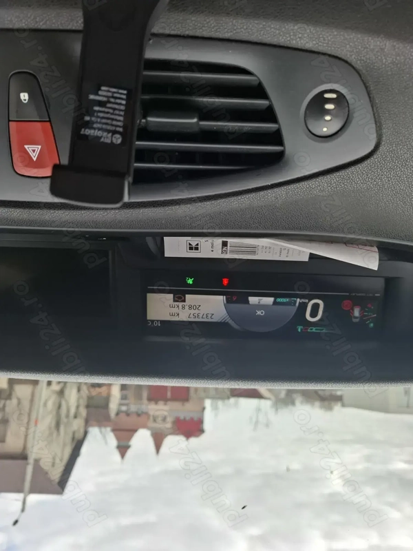 RENAULT Grand Scenic 2011 — imagine 3