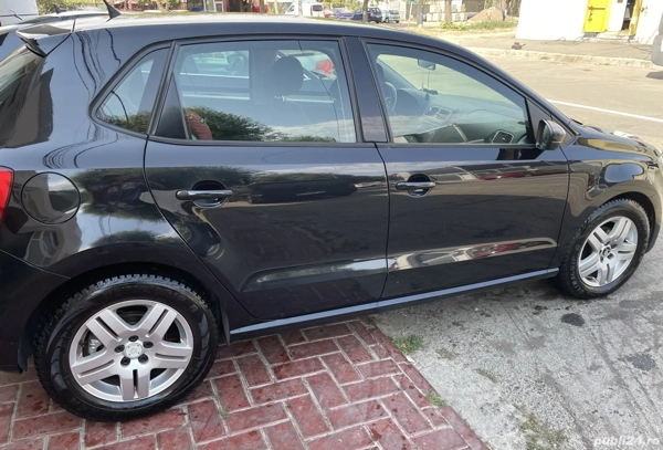VOLKSWAGEN Polo 2012 — imagine 2