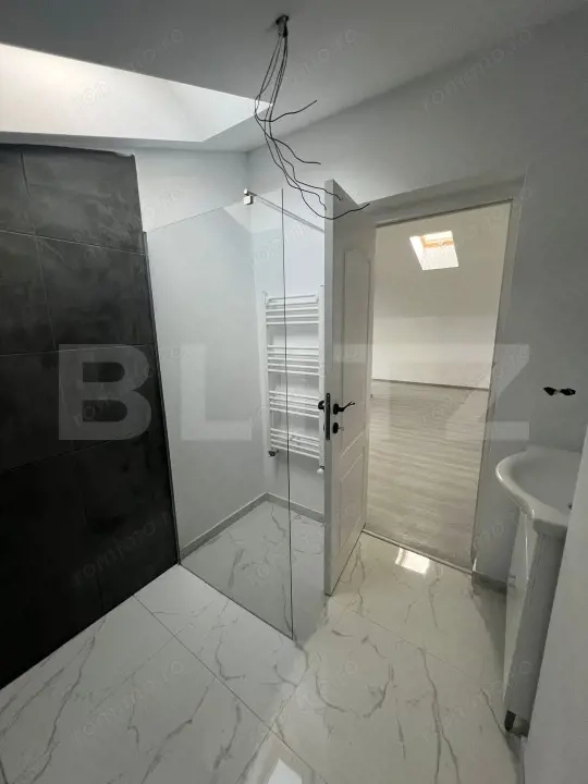 Apartament 67mp, finisat nou, 2 bai, parcare, zona Teilor — fotografia 3