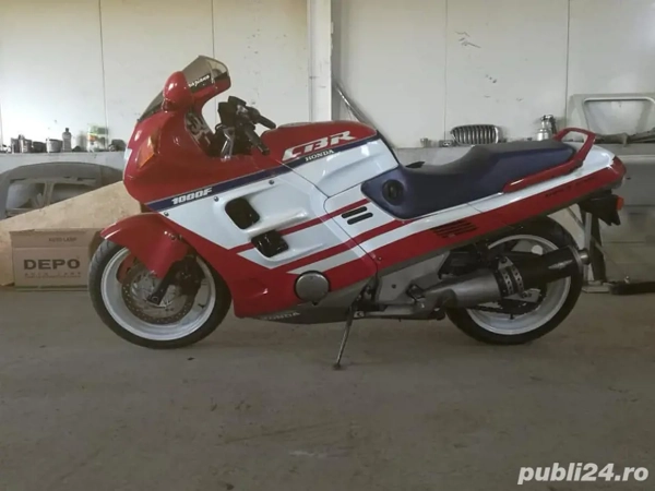Honda cbr 1000 f hurricane