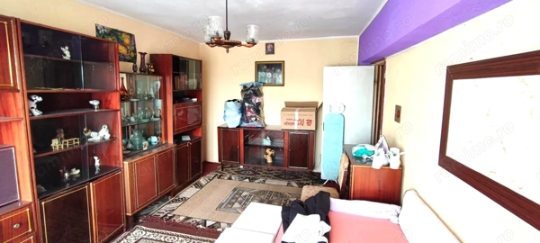 Apartament 2 camere, decomandat, 54 mp, str. T. Vladimirescu Drăgășani, Vâlcea — fotografia 3