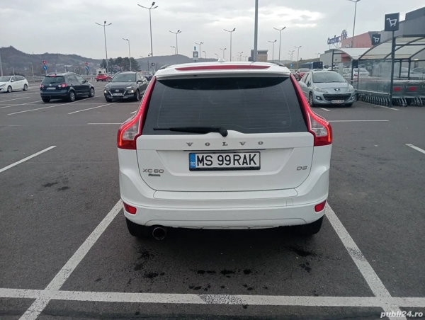 VOLVO XC60 2011 — imagine 4