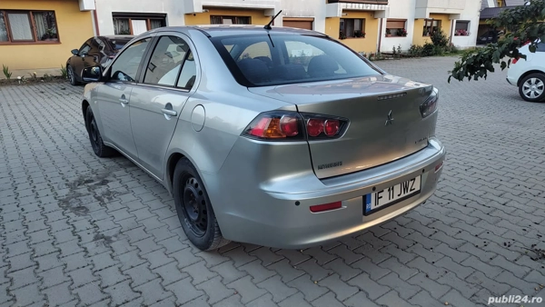 MITSUBISHI Lancer 2012 — imagine 4