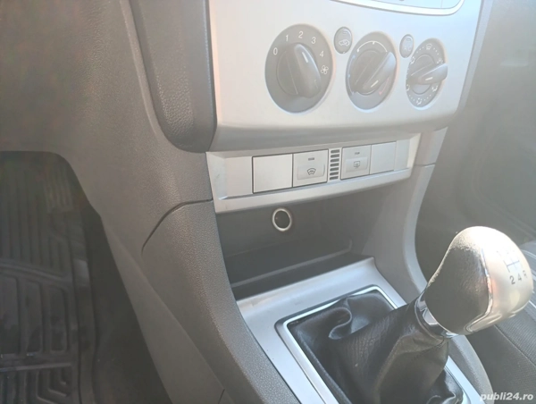 FORD Focus 2009 — imagine 4