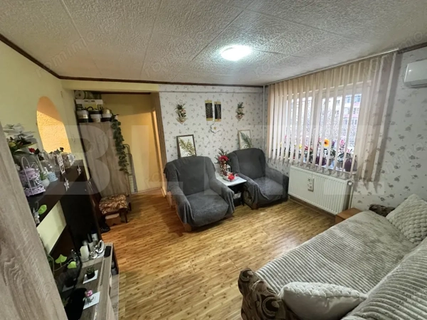 APARTAMENT 3 CAMERE - ZONA GOJDU — fotografia 3
