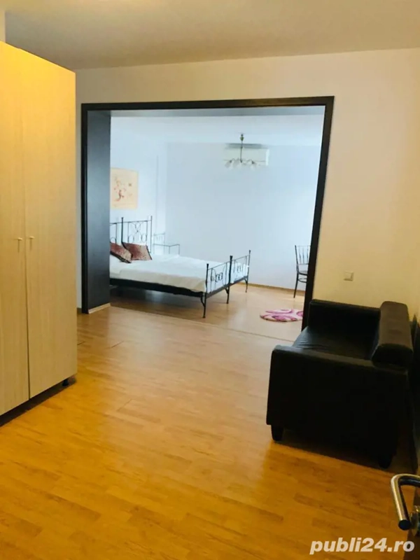 Camere de închiriat tip studio la Piață română cu facturi incluse — fotografia 2