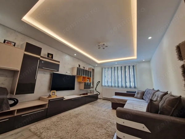 Apartament 2 camere, 48 mp, zona Hotvon — fotografia 1