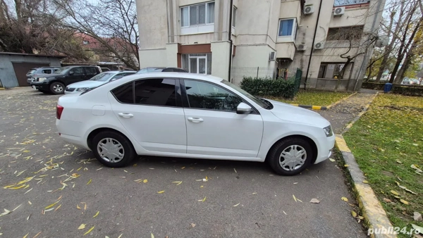 SKODA Octavia 2013 — imagine 3
