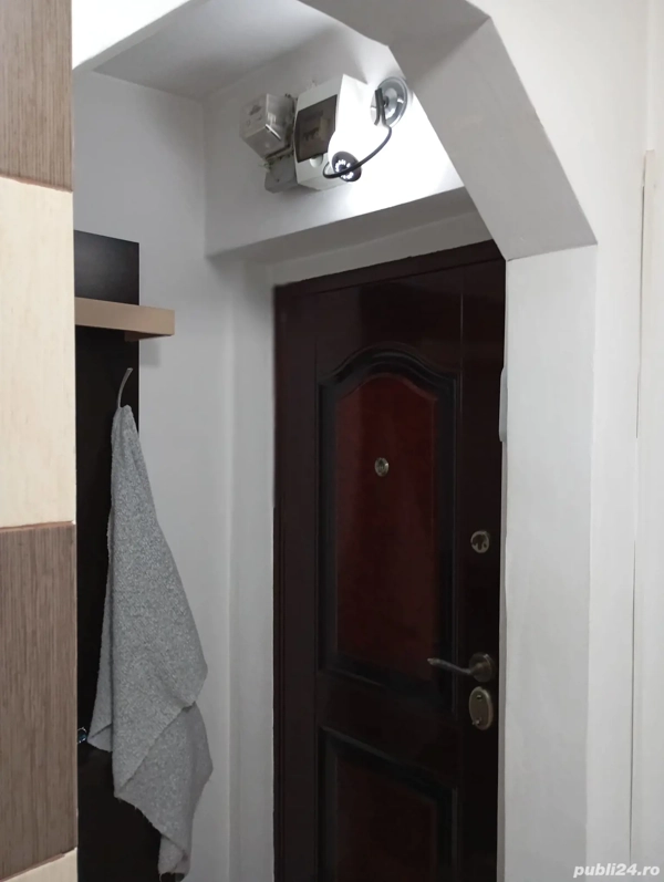 Apartament 2 camere de vânzare - Central, Tecuci - NEGOCIABIL — fotografia 3