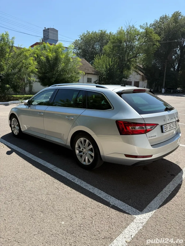 SKODA Superb 2021 — imagine 5