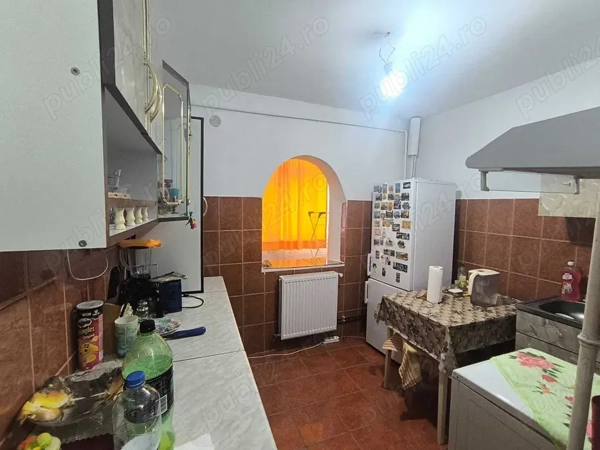 Vand aprtament 3 camere în Motru Str. Arțarului | Direct de la proprietar — fotografia 3
