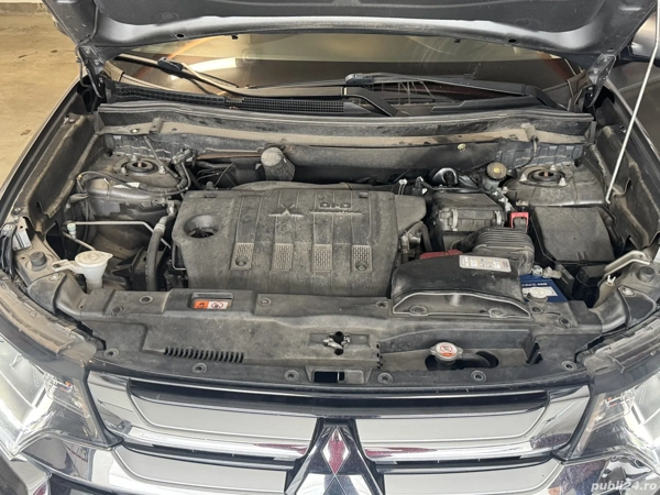 MITSUBISHI Outlander 2016 — imagine 4