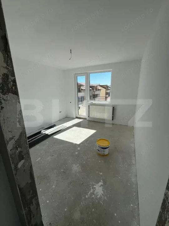 Apartament semifinisat, decomandat, terasa de 53 mp, zona Eroilor — fotografia 3