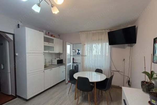 Vanzare Apartament 2 Camere Semidecomandat Berceni-Izvorul Rece — fotografia 2