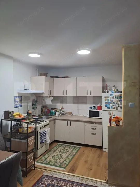 Apartament 2 camere la casă cu curte comună și parcare, Grigorescu — fotografia 2