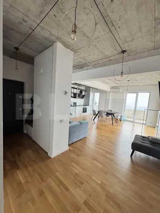 Penthouse 3 camere, 72 mp, Calea Severinului — fotografia 1