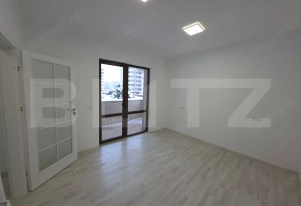 Apartament 77 mp utili – locuință sau cabinet medical, intrare din stradă — fotografia 2