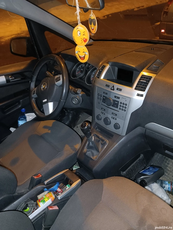 OPEL Zafira 2010 — imagine 2
