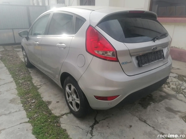 FORD Fiesta 2012 — imagine 4