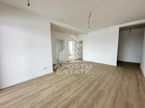 Apartament cu 3 camere, 2 balcoane, pod propriu in Giroc — fotografia 3