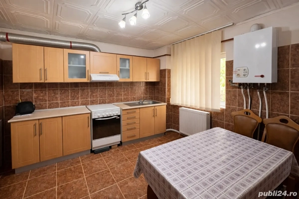 Apartament 3 camere decomandat, etaj 2, centrală , complet mobilat Drăgășani — fotografia 1