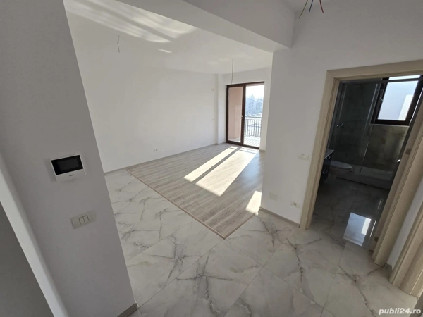 NOU. Langa ESO si Profi. Dressing. Lift — fotografia 1
