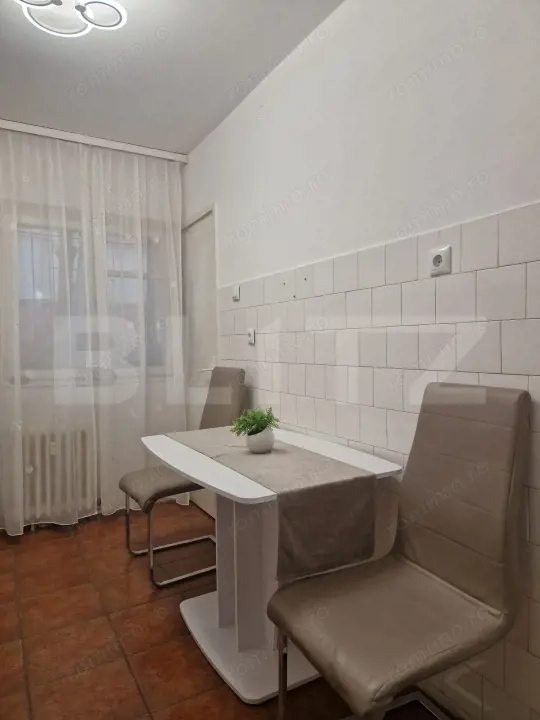 Apartament 2 camere, 50 mp, zona Spitalul Judetean — fotografia 3
