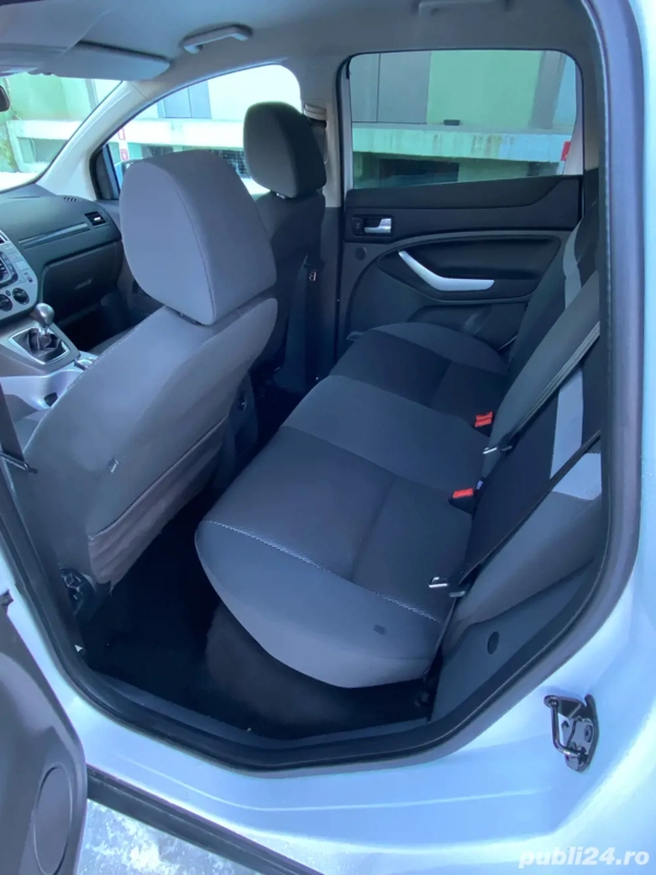 FORD Kuga 2011 — imagine 8