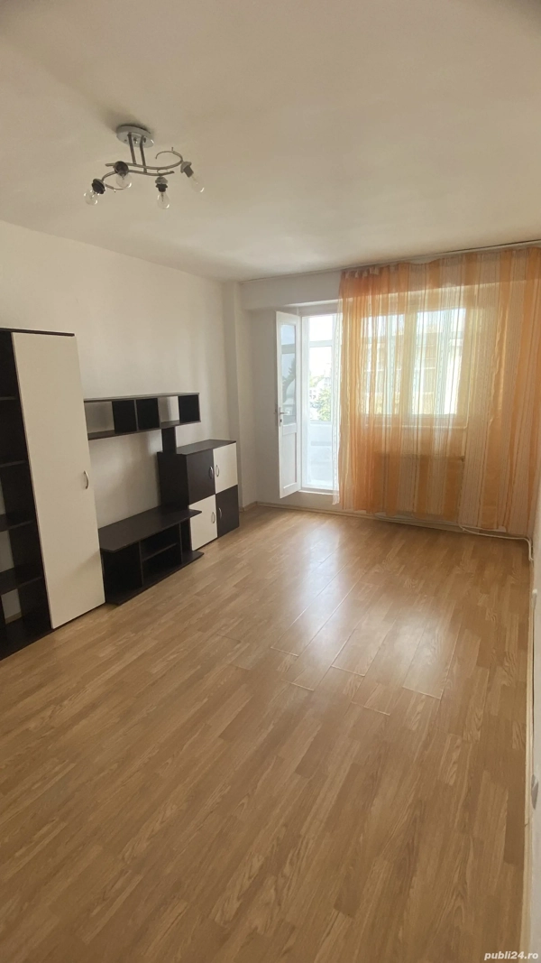 Închiriez apartament 2 camere — fotografia 1