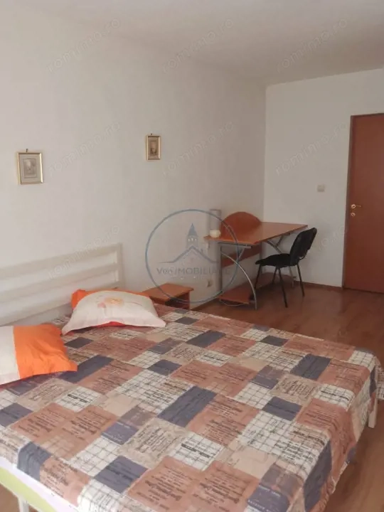 Apartament 4 camere 116mp bloc nou,parcare proprie — fotografia 3