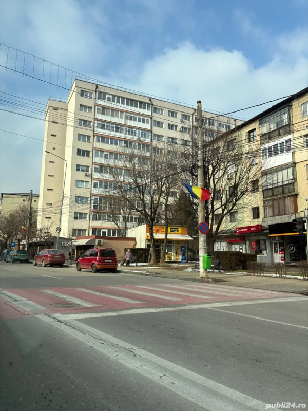 Vand apartament 3 camere in Targoviste — fotografia 1