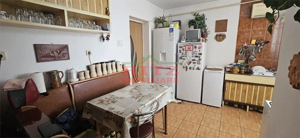 APARTAMENT CU 3 CAMERE,CENTRU !!!! — fotografia 1