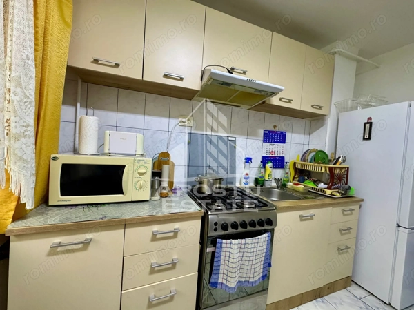Apartament cu 2 camere, boxa la subsol, Zona Lipovei — fotografia 3