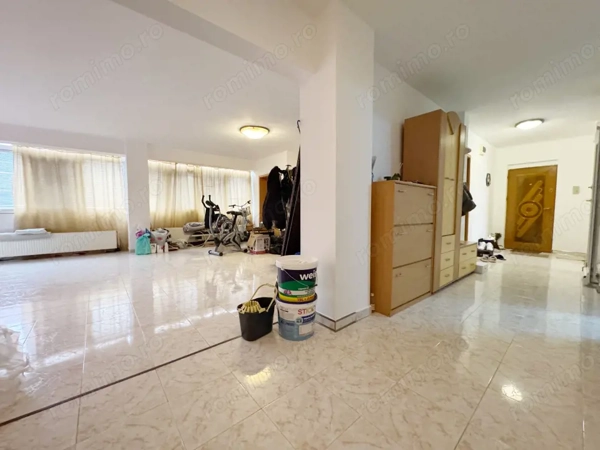 Apartament 3 camere decomandat 110mp utili, vedere pe 2 parti-Soarelui — fotografia 1