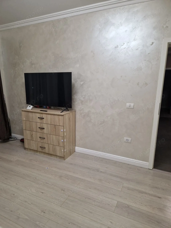 Apartament cu 2 camere DECOMANDAT etjul 2 la cateva minute de hotel IQ BRAYTIM — fotografia 3