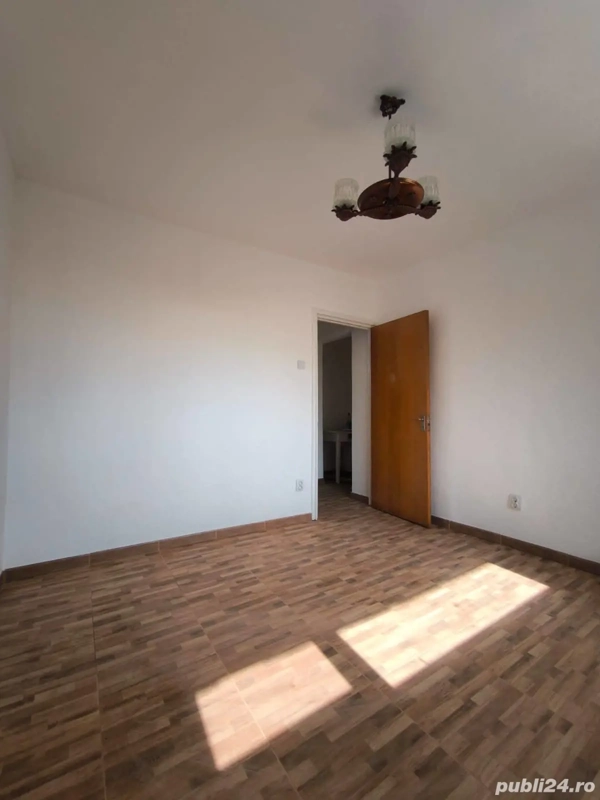 Camere de la confortul unui apartament, atmosfera unui cămin de fete 200 m de metrou — fotografia 3
