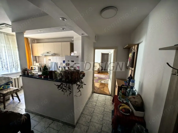 Ap 2 camere, zona Lipovei, model mare — fotografia 1
