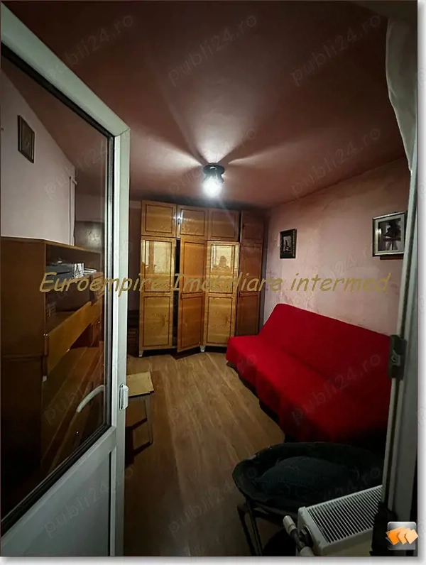 Apartament 2 camere decomandate zona Poarta 6 — fotografia 3