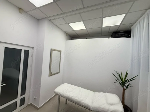 Camera Cosmetica-Masaj-Lash Luminoasa Dotata Tatarasi -Oancea