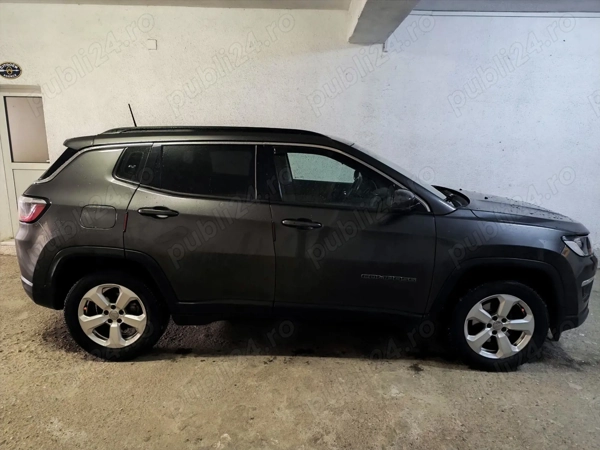 JEEP Compass 2019 — imagine 3