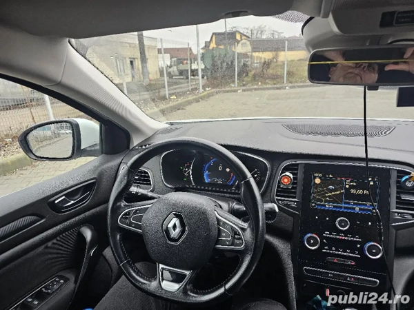 RENAULT Megane