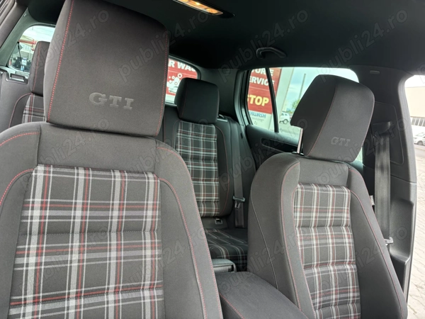 VOLKSWAGEN Golf 2012 — imagine 9