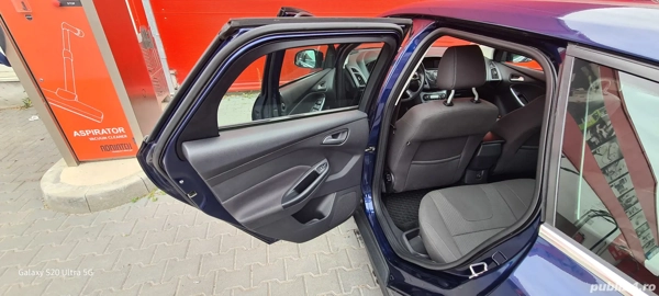 FORD Focus 2012 — imagine 7