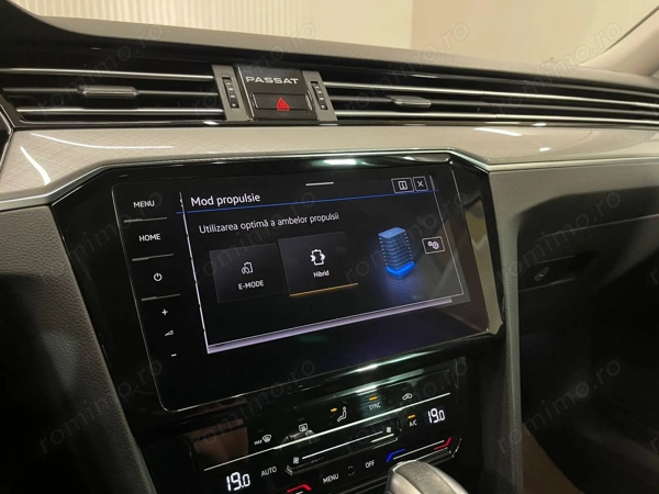 VOLKSWAGEN Passat 2021 — imagine 48