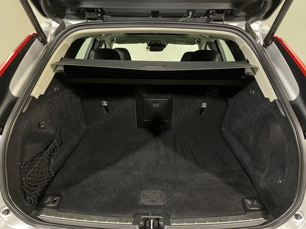 VOLVO Unknown Model 2021 — imagine 13